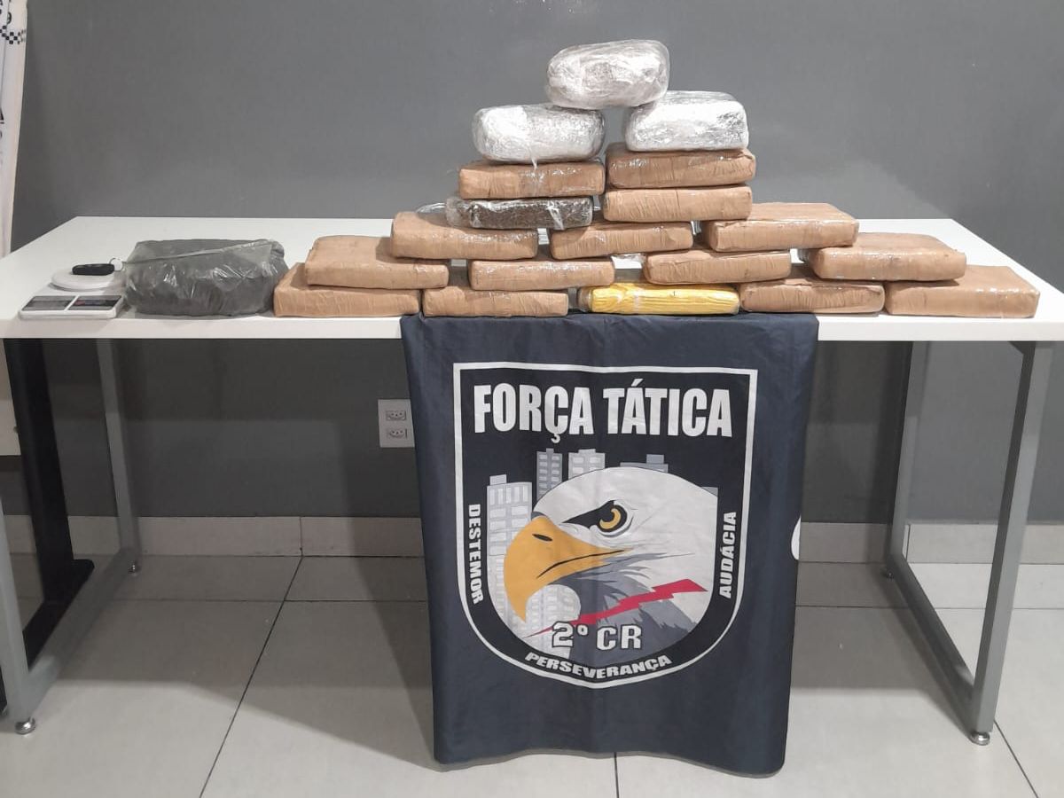 Força Tática apreende 20 tabletes de maconha em Várzea Grande